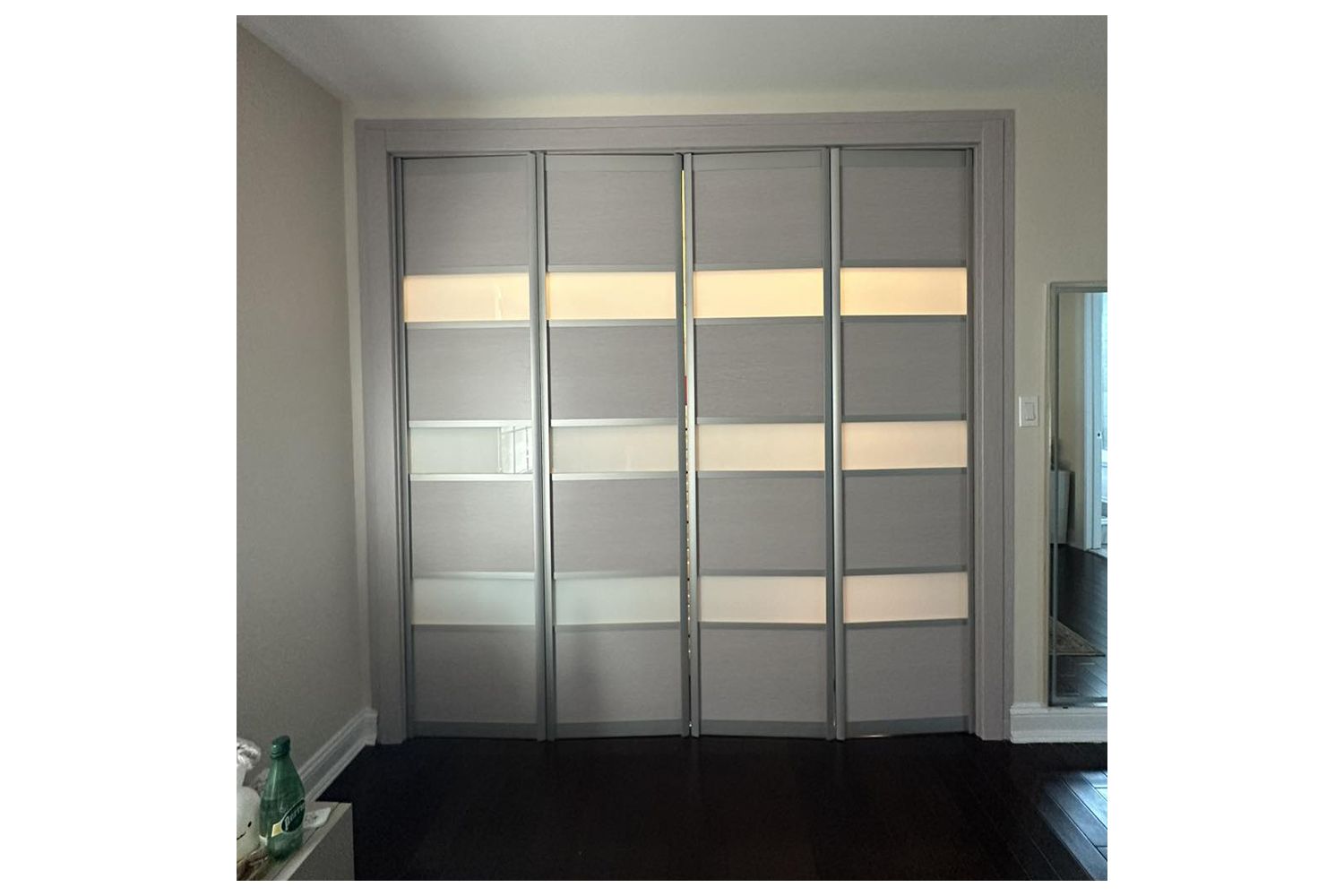 Nova Bi-Fold Closet Doors – Style 04