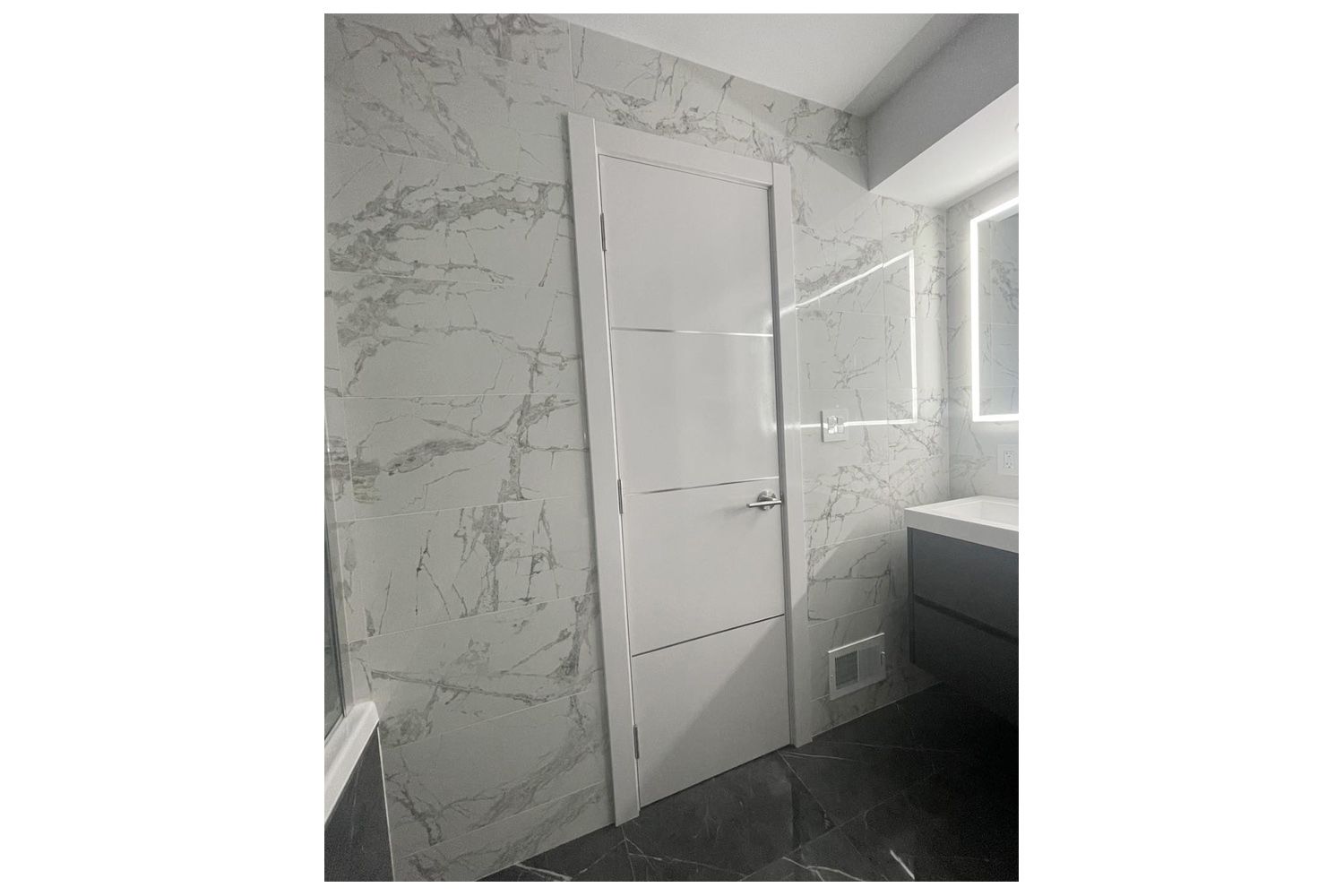 Nova HG008 White Drawing Laminated Modern Interior Door